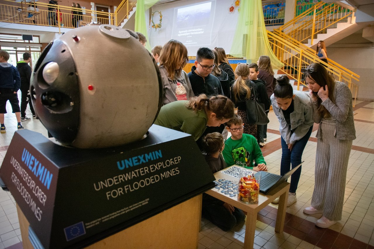 679513512_1276093491370517_1665098041999702673_n