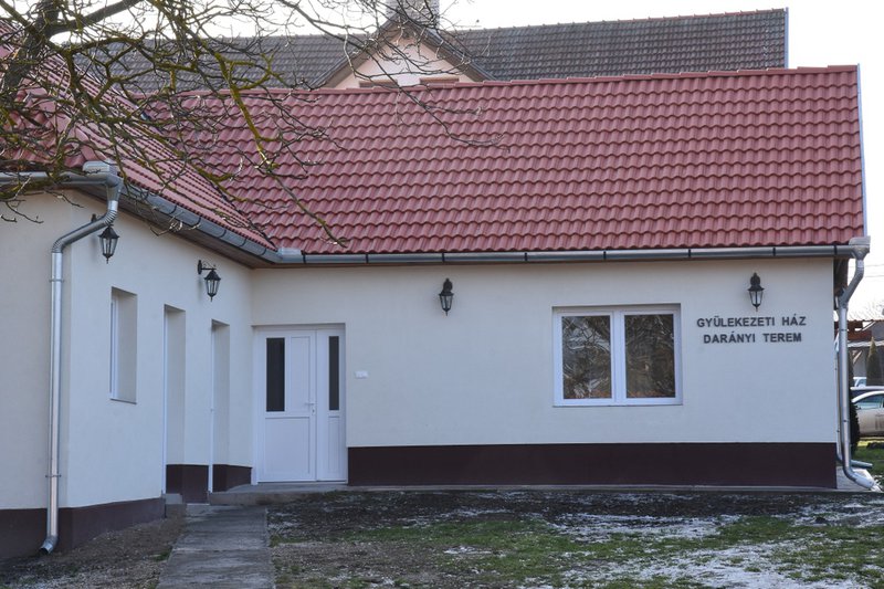 kép
